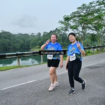 Runner Photo 7612336