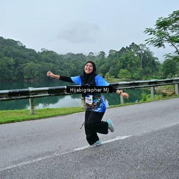 Runner Photo 7612337