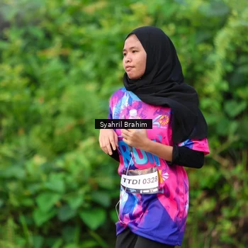 Runner Photo 7612342