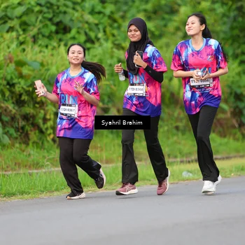 Runner Photo 7612355