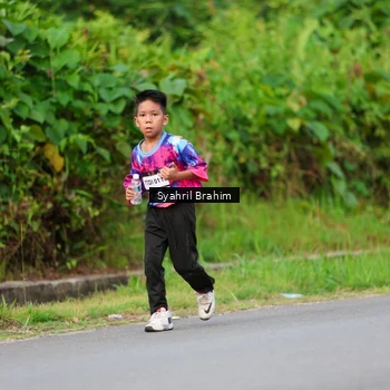 Runner Photo 7612356