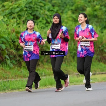 Runner Photo 7612357