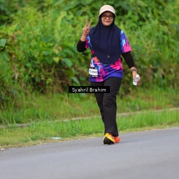 Runner Photo 7612387