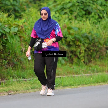 Runner Photo 7612413