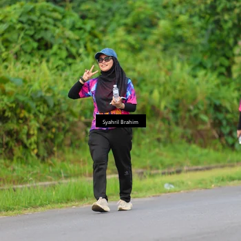 Runner Photo 7612417
