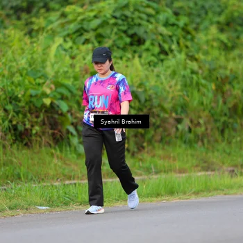 Runner Photo 7612446