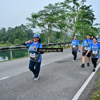 Runner Photo 7612462