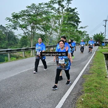 Runner Photo 7612469
