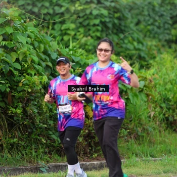 Runner Photo 7612476