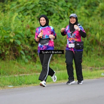 Runner Photo 7612487