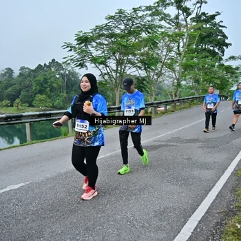 Runner Photo 7612494
