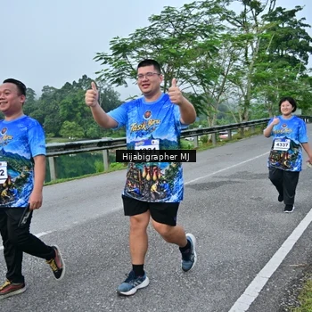 Runner Photo 7612528