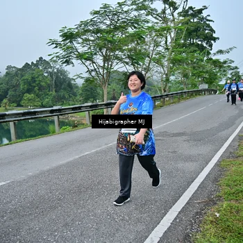 Runner Photo 7612533