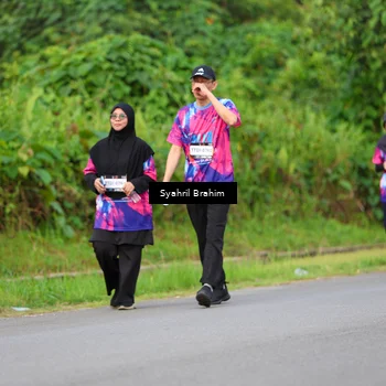 Runner Photo 7612535