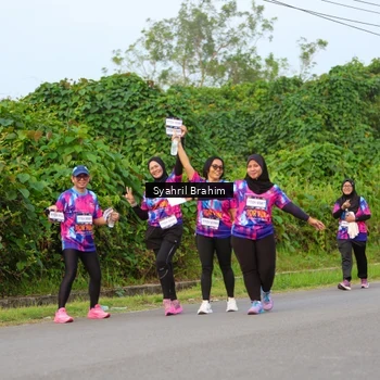 Runner Photo 7612562