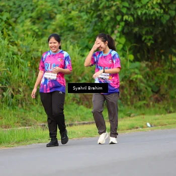 Runner Photo 7612565