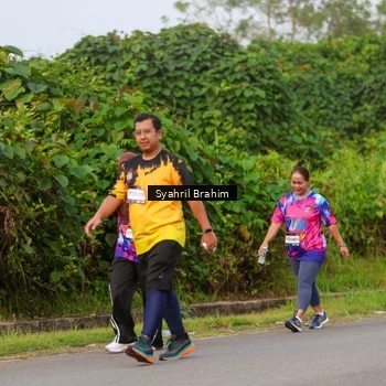 Runner Photo 7612566