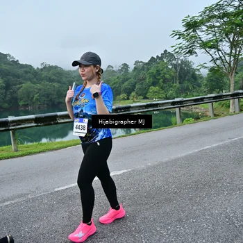 Runner Photo 7612573