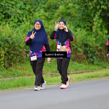 Runner Photo 7612578