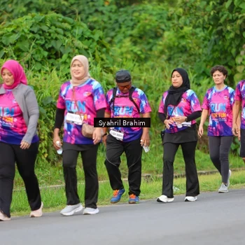 Runner Photo 7612589