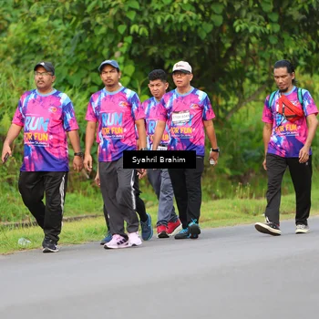 Runner Photo 7612600