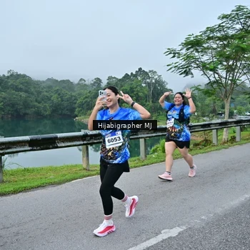 Runner Photo 7612602