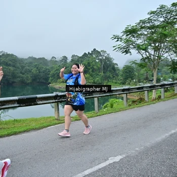 Runner Photo 7612616