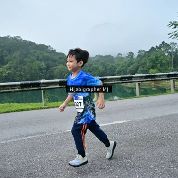 Runner Photo 7612655
