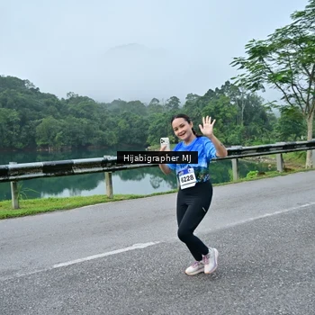 Runner Photo 7612657
