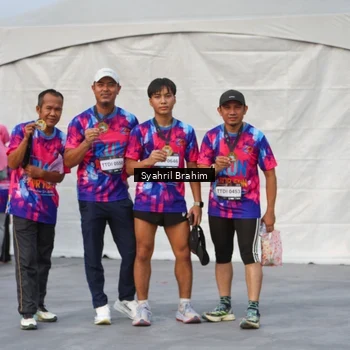 Runner Photo 7612663