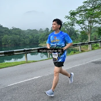 Runner Photo 7612664