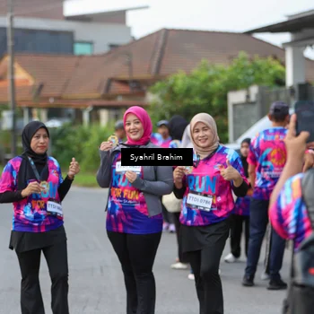 Runner Photo 7612676