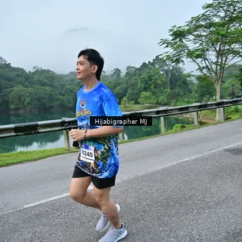 Runner Photo 7612678