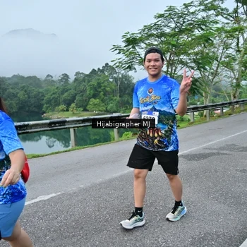 Runner Photo 7612684
