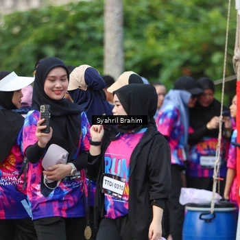 Runner Photo 7612694