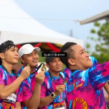Runner Photo 7612728