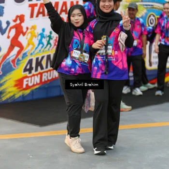 Runner Photo 7612741