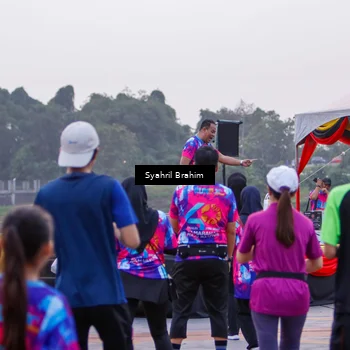 Runner Photo 7612756