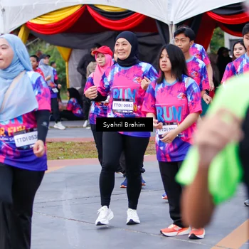 Runner Photo 7612766