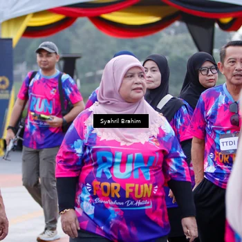 Runner Photo 7612775