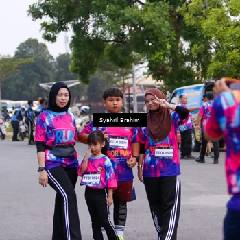 Runner Photo 7612776