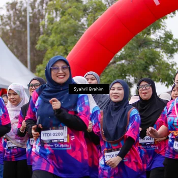 Runner Photo 7612786