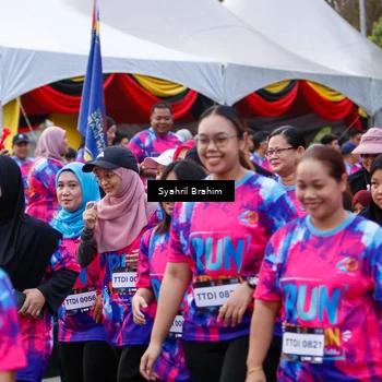 Runner Photo 7612794