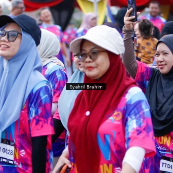 Runner Photo 7612806
