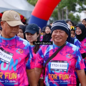 Runner Photo 7612808