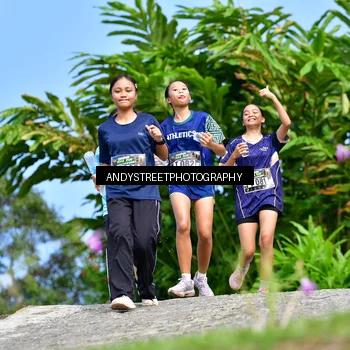 Runner Photo 7612873