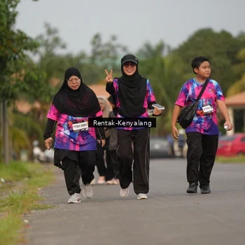 Runner Photo 7613281