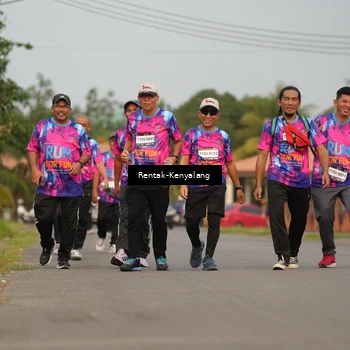 Runner Photo 7613289