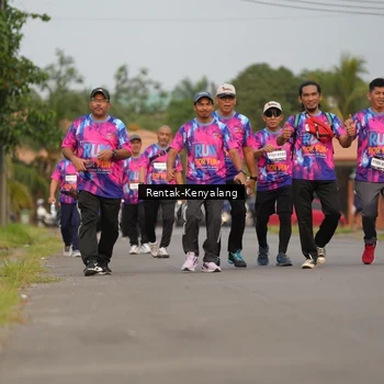 Runner Photo 7613290