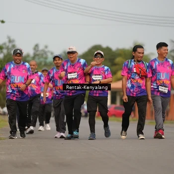 Runner Photo 7613293